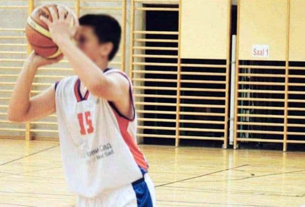 Mladi košarkaš Robert Mugoša pronađen mrtav Mladi košarkaš Robert Mugoša pronađen mrtav