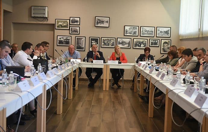 Simović: Neophodan zajednički pristup u rješavanju problema Simović: Neophodan zajednički pristup u rješavanju problema