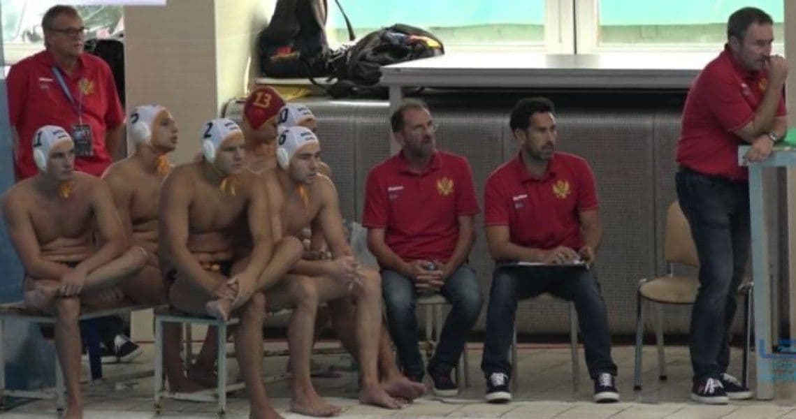 Mlada reprezentacija sa Španijom za finale Mlada reprezentacija sa Španijom za finale