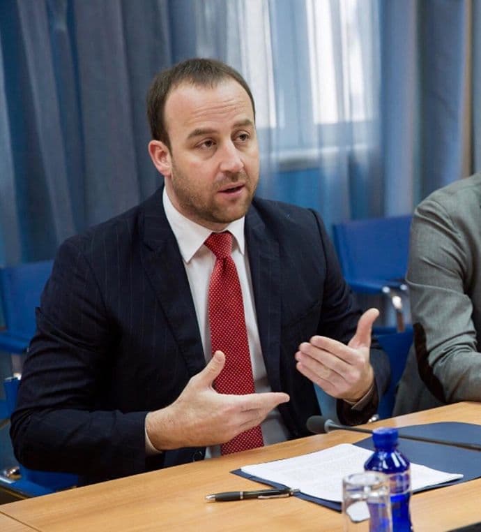 Formiranje crnogorskog bloka pojas za spašavanje dijela opozicije Formiranje crnogorskog bloka pojas za spašavanje dijela opozicije