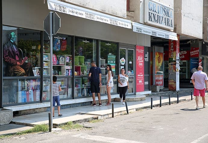 Novi udžbenici ojadili roditelje Novi udžbenici ojadili roditelje