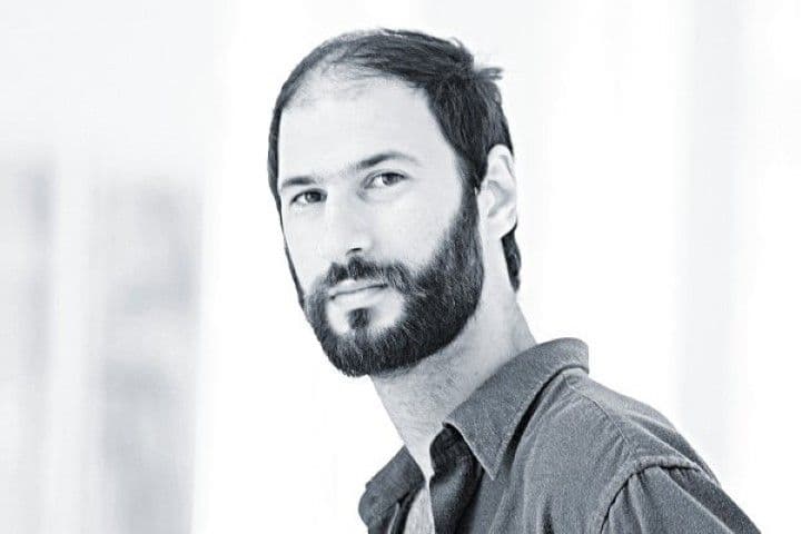 Poezija je uvijek oružje, ali prilično svojeglavo Poezija je uvijek oružje, ali prilično svojeglavo