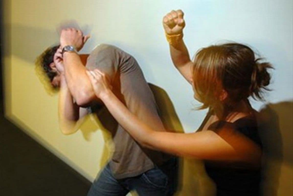 Uhapšena Podgoričanka zbog sumnje da je napala muža Uhapšena Podgoričanka zbog sumnje da je napala muža