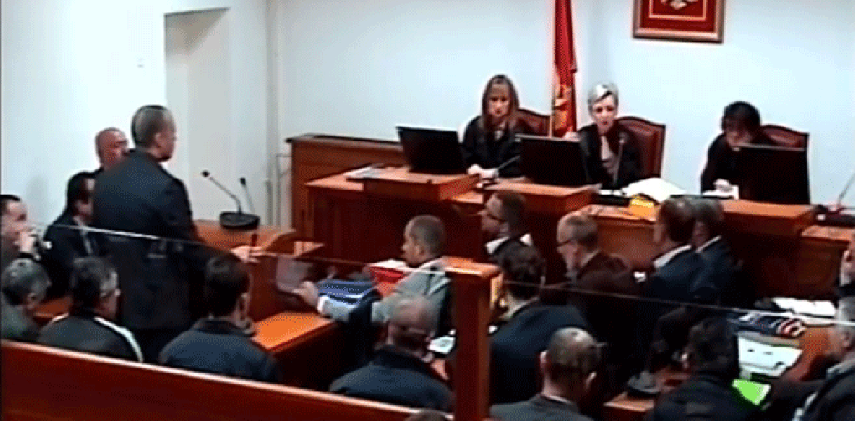 Medojević će braniti Maksića bez naknade Medojević će braniti Maksića bez naknade