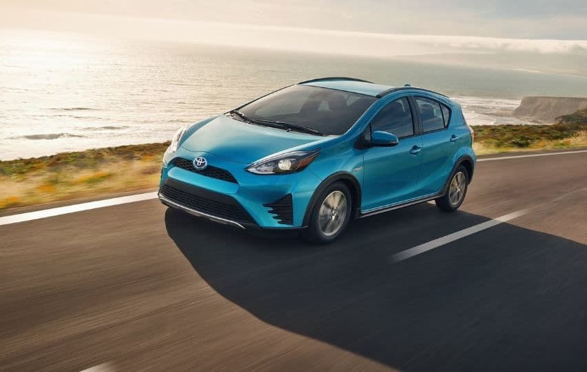 Zbog opasnosti od požara Toyota opozvala milion hibrida Zbog opasnosti od požara Toyota opozvala milion hibrida