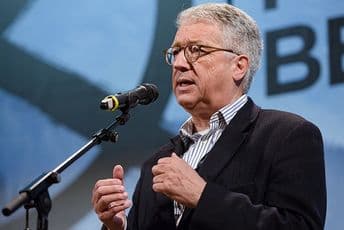 Petrič: Sukob na Balkanu ima potencijal za eskalaciju Petrič: Sukob na Balkanu ima potencijal za eskalaciju