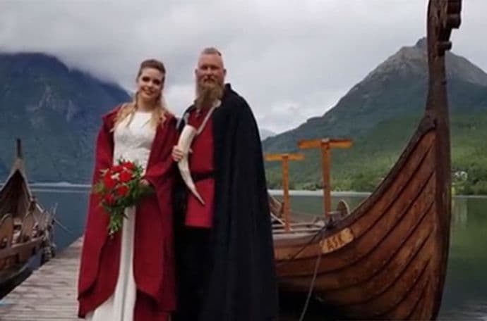Prvo vikinško vjenčanje u Norveškoj nakon 1.000 godina Prvo vikinško vjenčanje u Norveškoj nakon 1.000 godina
