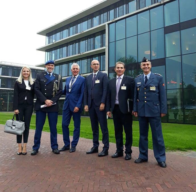 Predstavnici Direktorata za ljudske resurse u posjeti kolegama iz Ministarstva odbrane Holandije Predstavnici Direktorata za ljudske resurse u posjeti kolegama iz Ministarstva odbrane Holandije