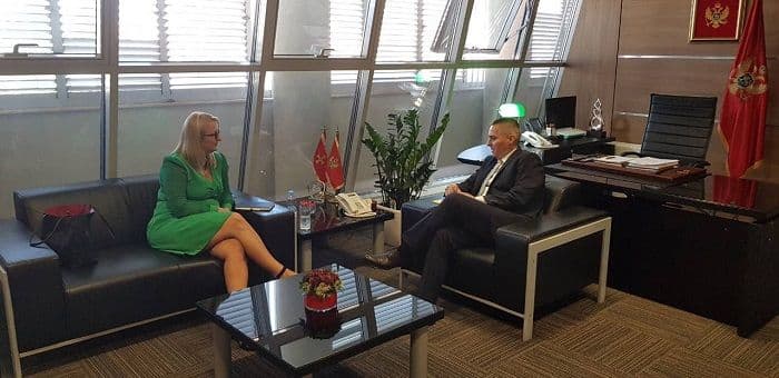 Policija i IOM jačaju borbu protiv ilegalnih migracija Policija i IOM jačaju borbu protiv ilegalnih migracija