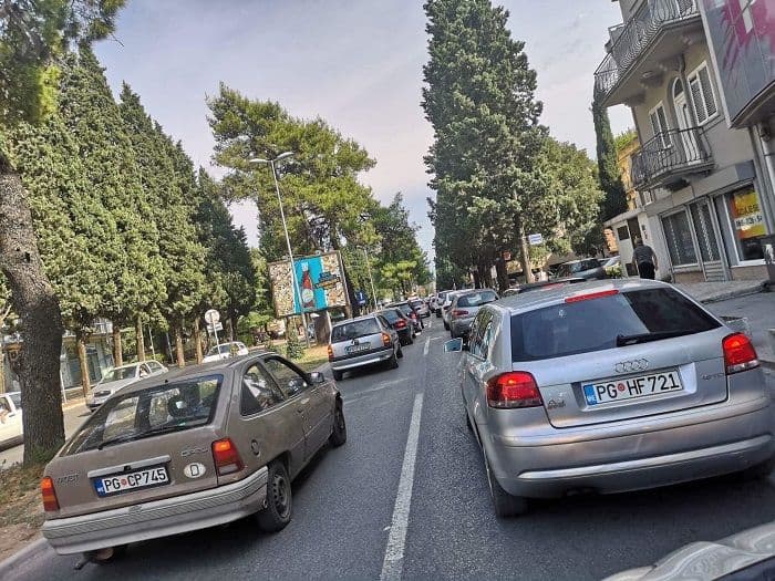Saobraćaj u kolapsu zbog protesta majki Saobraćaj u kolapsu zbog protesta majki