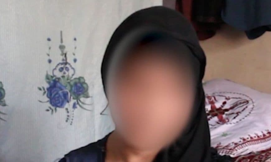 Ugovoreni brak: Starac želi da oženi djevojku od 16 godina Ugovoreni brak: Starac želi da oženi djevojku od 16 godina