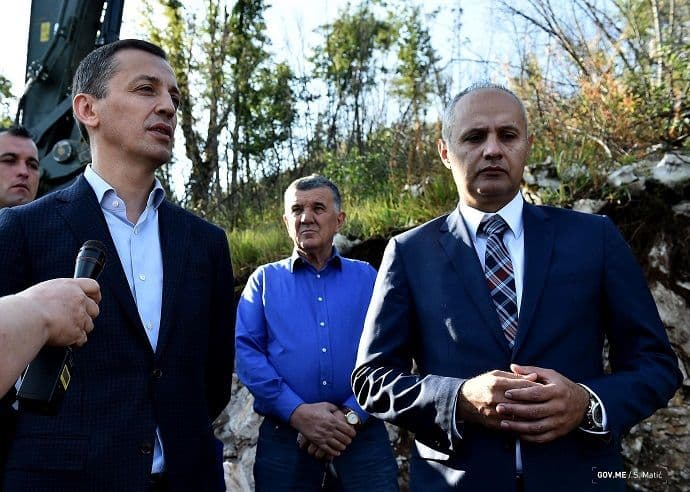 Bošković i Kašćelan obišli radove: Vojska će uvijek pomagati građanima Bošković i Kašćelan obišli radove: Vojska će uvijek pomagati građanima