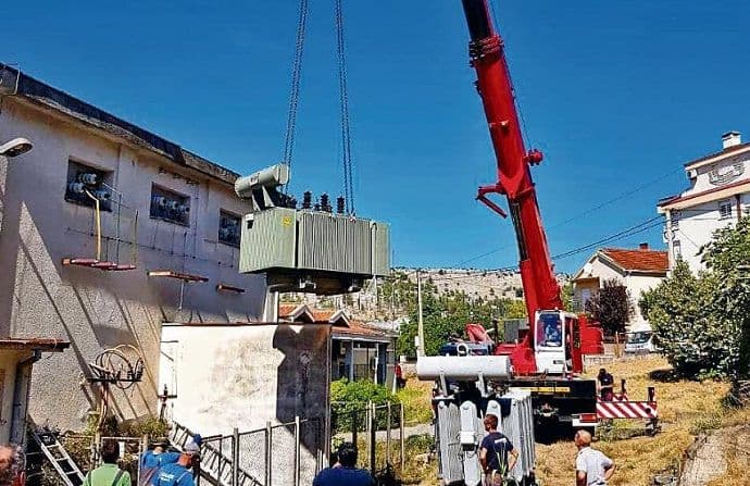 Počela obuka montera za rad na vazdušnim vodovima Počela obuka montera za rad na vazdušnim vodovima