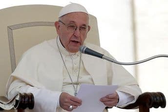 Papa prvi put imenovao ženu na visoko mjesto u Svetoj stolici Papa prvi put imenovao ženu na visoko mjesto u Svetoj stolici