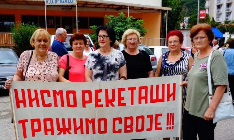 Manjinski akcionari Centra Igalo najavili novi protest Sa junskog protesta; Foto: radiohercegnovi.net