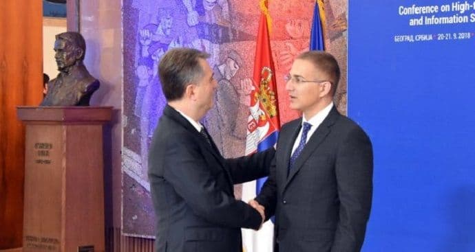 Nuhodžić: Zajedničkim snagama protiv visokotehnološkog kriminala Nuhodžić: Zajedničkim snagama protiv visokotehnološkog kriminala