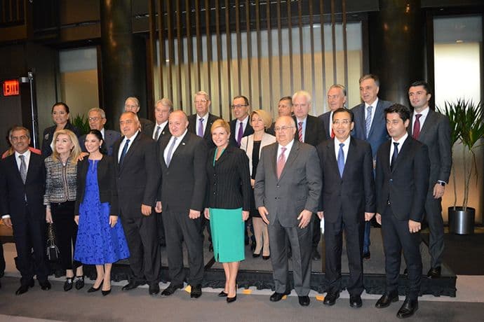 Vujanović: NATO treba da se proširi na Zapadni Balkan Vujanović: NATO treba da se proširi na Zapadni Balkan