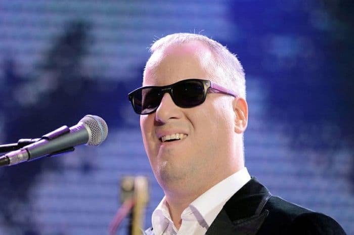 Saša Matić kupio kuću u Perastu u kojoj je boravio Njegoš Saša Matić kupio kuću u Perastu u kojoj je boravio Njegoš