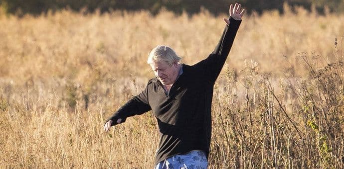 Džonson ismijao Mej fotografijom iz "žitnog polja" Foto: Peter Macdiarmid/LNP