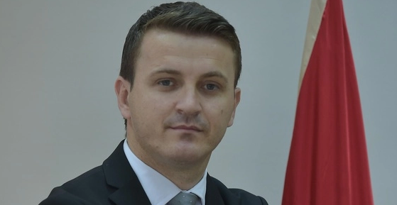 Maraš Dukaj politički direktor Albanske alternative Maraš Dukaj politički direktor Albanske alternative