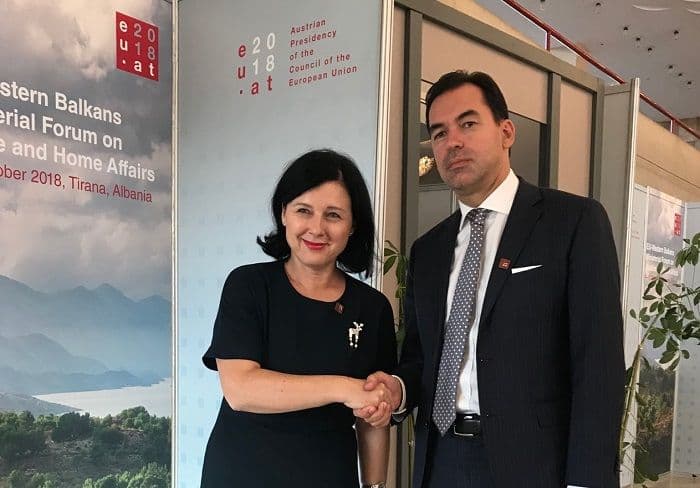 Pažin: Reforma pravosuđa donosi vidljive koristi građanima i privredi Pažin: Reforma pravosuđa donosi vidljive koristi građanima i privredi