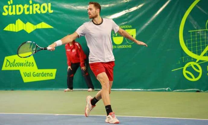 Francuz Albano Oliveti oborio rekord po broju uzastopnih as poena (11) Francuz Albano Oliveti oborio rekord po broju uzastopnih as poena (11)