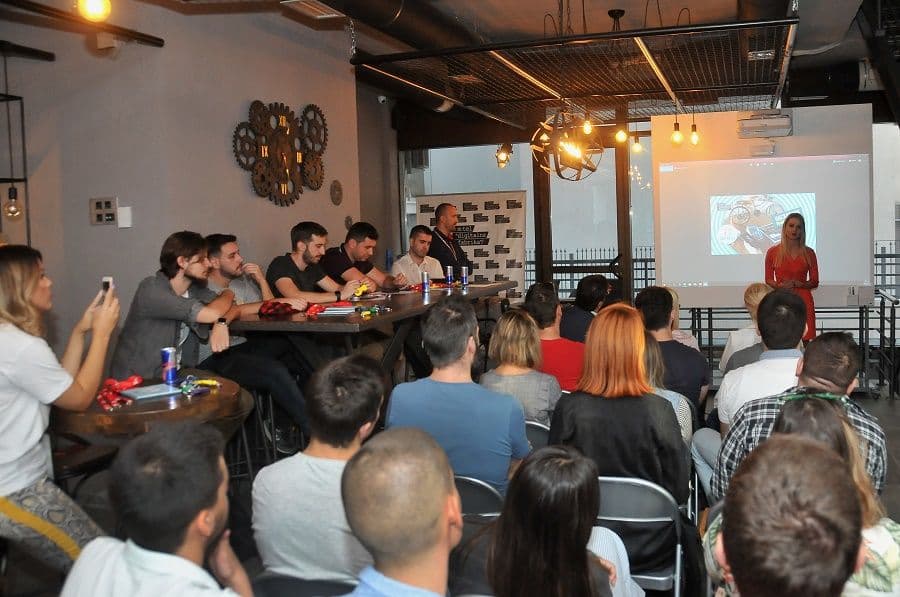 Otvoren prvi hakaton o mobilnom plaćanju Otvoren prvi hakaton o mobilnom plaćanju