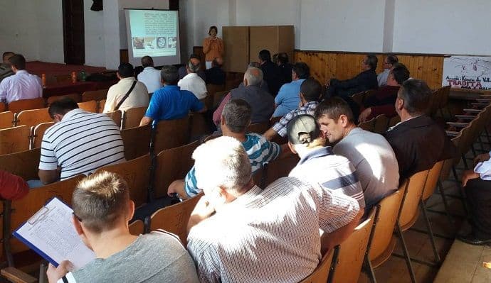 Farmeri iz Ulcinja prisustvovali obuci na temu unapređenja kvaliteta mlijeka Farmeri iz Ulcinja prisustvovali obuci na temu unapređenja kvaliteta mlijeka