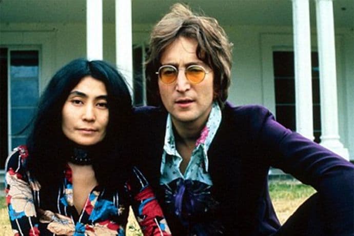 Legendarni Džon Lenon ubijen prije 38 godina Legendarni Džon Lenon ubijen prije 38 godina
