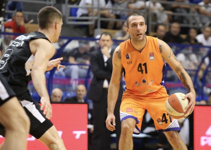 Drama u "Topolici" pripala Mornaru, junak Vranješ! Drama u "Topolici" pripala Mornaru, junak Vranješ!