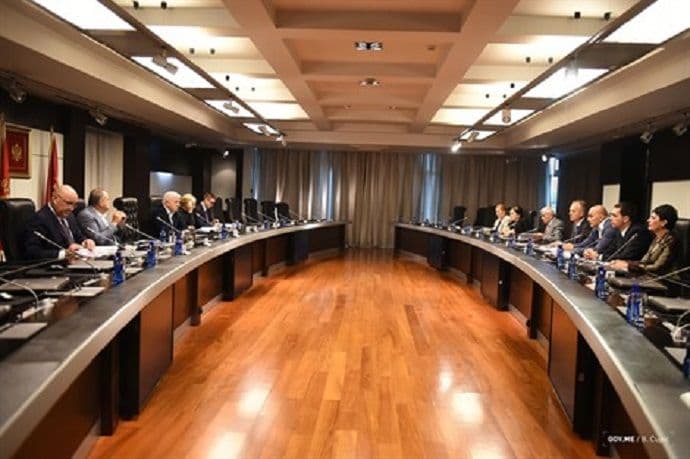 Punjenje budžeta stabilno, poslato upozorenje lokalnim samoupravama Punjenje budžeta stabilno, poslato upozorenje lokalnim samoupravama