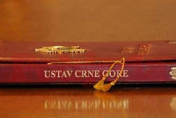 Večeras forum „Ustavni patriotizam – koncept za društvenu koheziju ili utopija“ Večeras forum „Ustavni patriotizam – koncept za društvenu koheziju ili utopija“