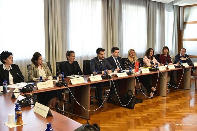 Odlučno raditi na zatvaranju poglavlja Odlučno raditi na zatvaranju poglavlja