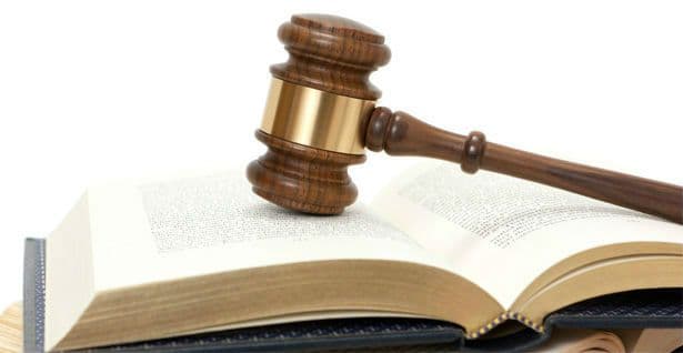 Tužilaštvo provjerava 16 advokata zbog utaje poreza od dva i po miliona eura Tužilaštvo provjerava 16 advokata zbog utaje poreza od dva i po miliona eura