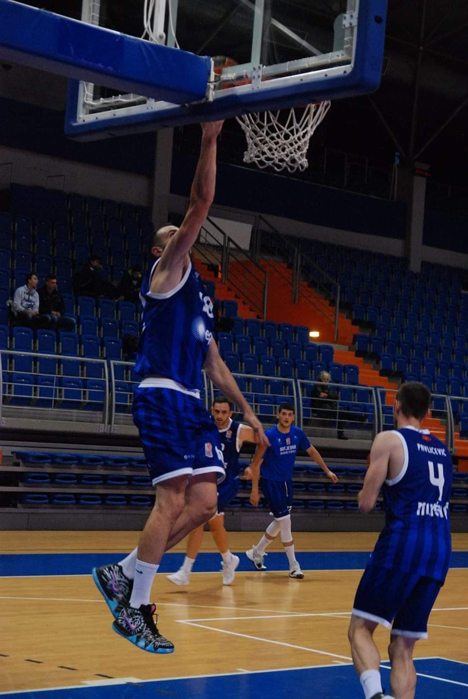 Stotka Sutjeske u Vršcu! Stotka Sutjeske u Vršcu!