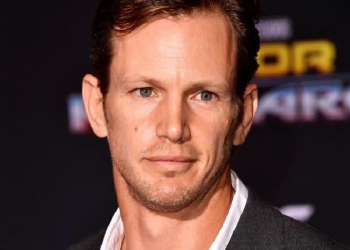 Seksualno uznemiravao koleginicu: "Nije kao da mogu da te otpustim" Seksualno uznemiravao koleginicu: "Nije kao da mogu da te otpustim"