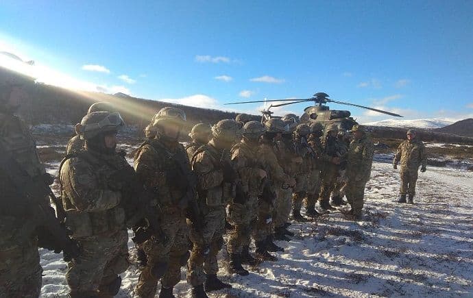 General Dakić obišao naše vojnike u Norveškoj General Dakić obišao naše vojnike u Norveškoj