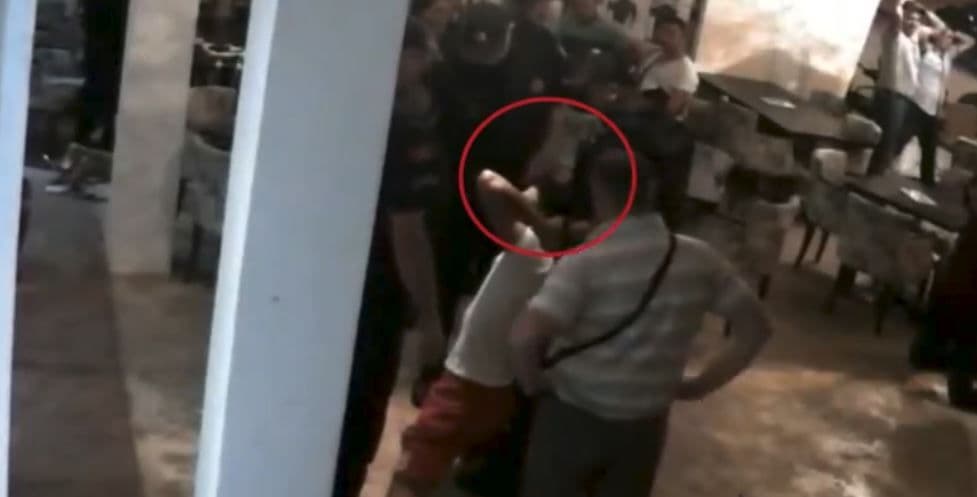 Abazović zbog torture policije zatražio reakciju od čelnika UP Abazović zbog torture policije zatražio reakciju od čelnika UP