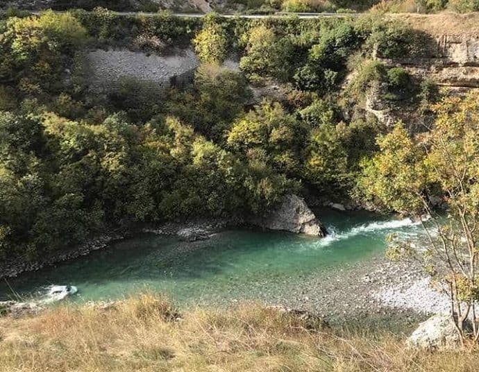 Sljetjeli u Moraču, četiri osobe lakše povrijeđene Sljetjeli u Moraču, četiri osobe lakše povrijeđene