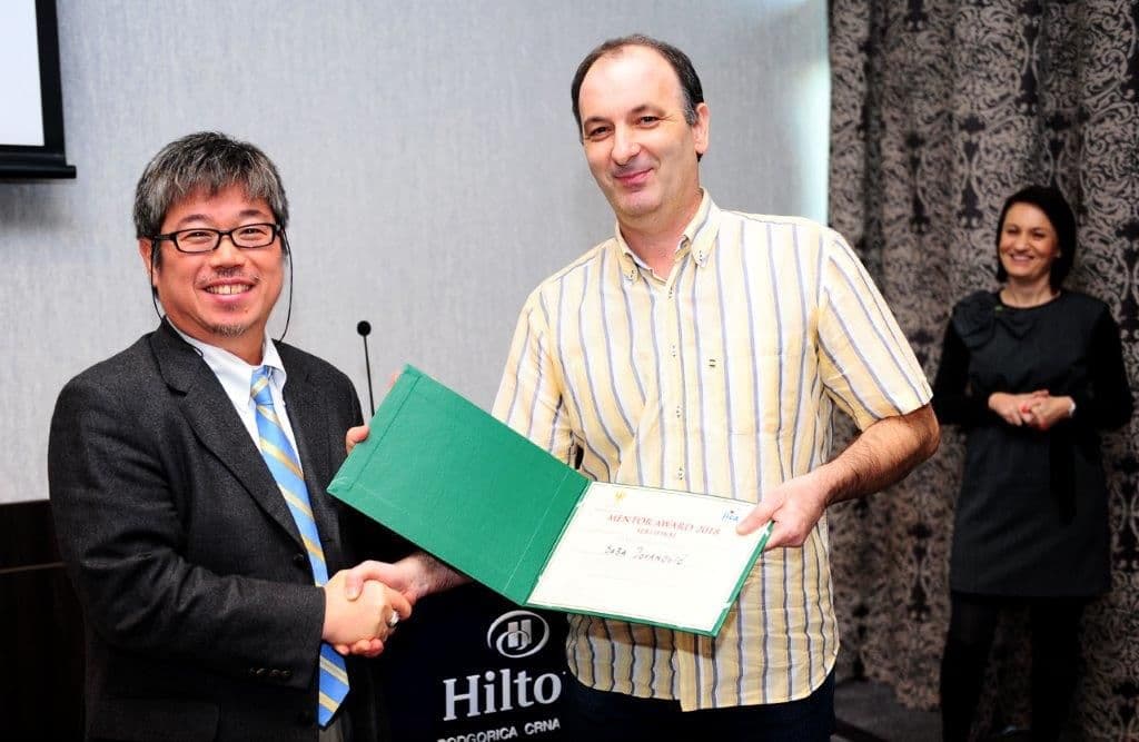 Izabran najbolji mentor Crne Gore na dodjeli priznanja „MENTOR AWARD 2018“ Izabran najbolji mentor Crne Gore na dodjeli priznanja „MENTOR AWARD 2018“