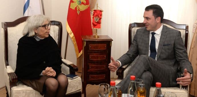 Podrška OEBS-a u jačanju institucija i implementaciji najviših evropskih vrijednosti Podrška OEBS-a u jačanju institucija i implementaciji najviših evropskih vrijednosti