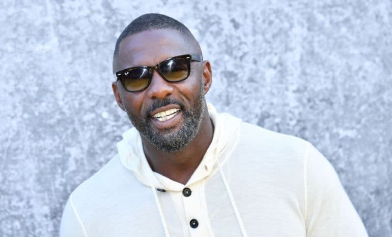 On je najseksepilniji muškarac u 2018! On je najseksepilniji muškarac u 2018!