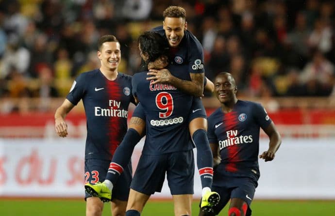 Het trik Kavanija, Monako u zoni ispadanja Het trik Kavanija, Monako u zoni ispadanja