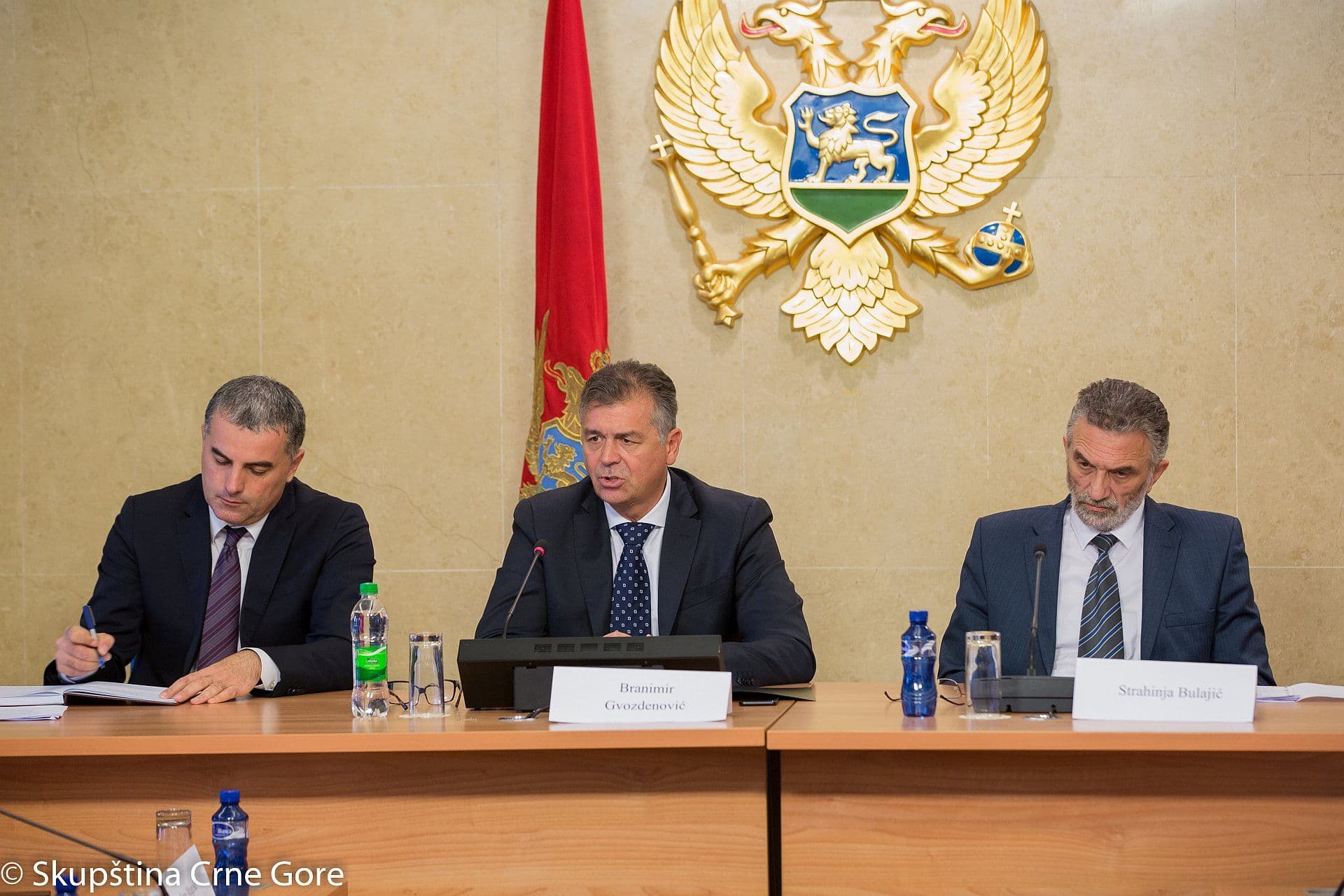 Vlast da rukovodi sa devet, opozicija sa pet pododbora Vlast da rukovodi sa devet, opozicija sa pet pododbora