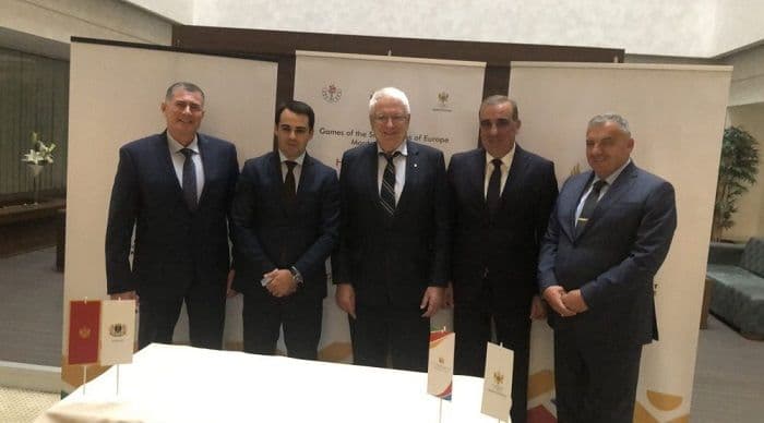 Atletska staza u Baru dobija novo ruho Atletska staza u Baru dobija novo ruho