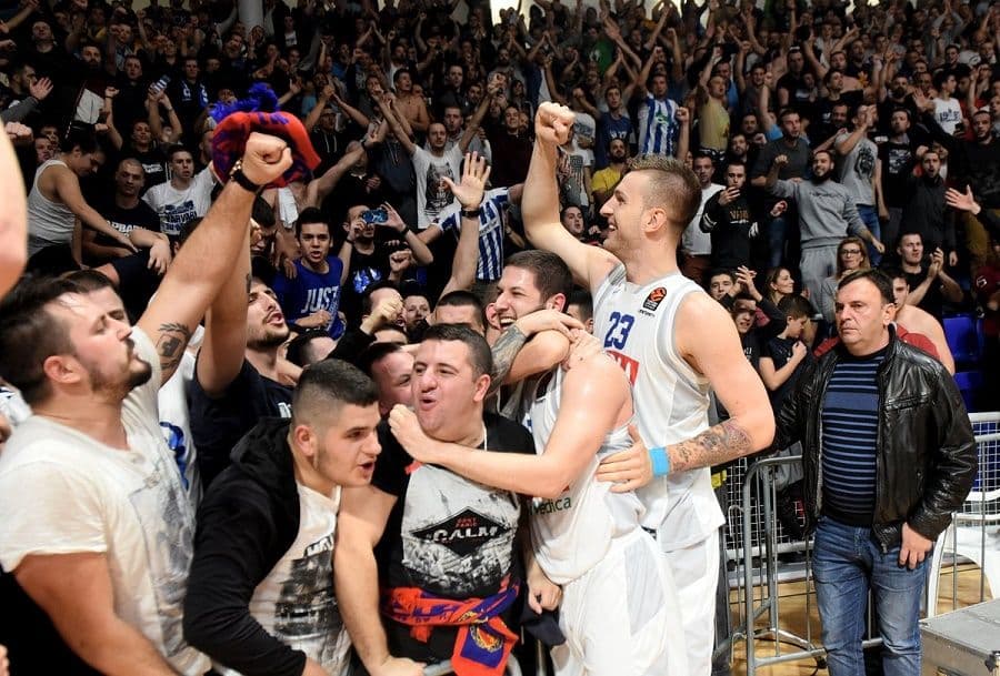 TELEMACH ZAKUCAO: U ČAST POBJEDE BUDUĆNOSTI LANSIRAO NOVU PONUDU TELEMACH ZAKUCAO: U ČAST POBJEDE BUDUĆNOSTI LANSIRAO NOVU PONUDU