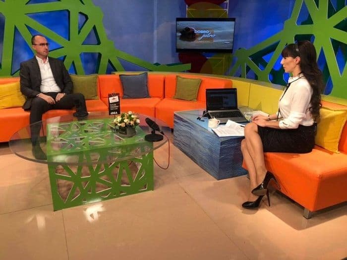 Volkov: Plata za dobrovoljno služenje vojnog roka biće između 250 i 300 eura Volkov: Plata za dobrovoljno služenje vojnog roka biće između 250 i 300 eura