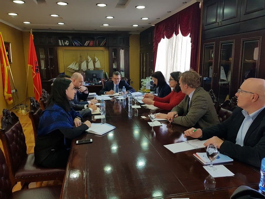 Delegacija SE posjetila opštinu Ulcinj: O manjinskim pravima i funkcionisanju opštine Delegacija SE posjetila opštinu Ulcinj: O manjinskim pravima i funkcionisanju opštine