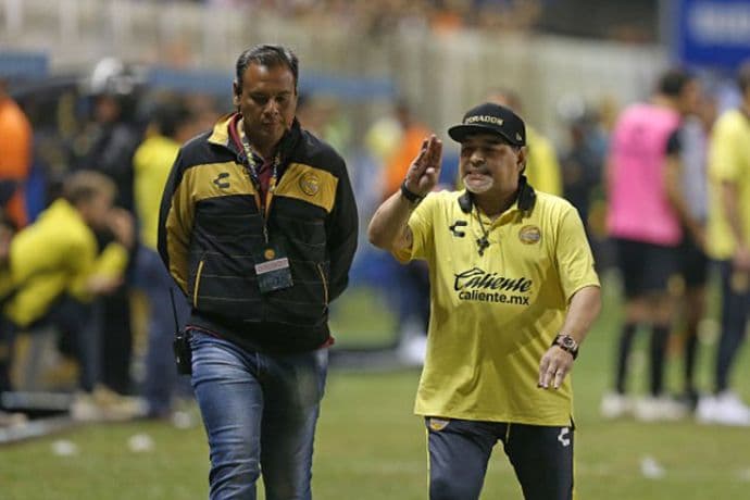 Maradona: Boka i River u Madridu? Kakva lakrdija Maradona: Boka i River u Madridu? Kakva lakrdija