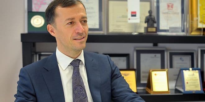 Katnić: Bankarska industrija se ubrzano mijenja Katnić: Bankarska industrija se ubrzano mijenja